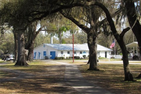 Terreno en venta en Zephyrhills, Florida № 1881216 - foto 15