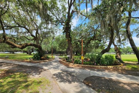 Terreno en venta en Zephyrhills, Florida № 1881216 - foto 21