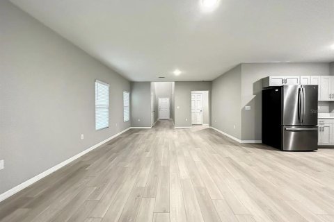 Villa ou maison à vendre à Wesley Chapel, Floride: 5 chambres, 229.47 m2 № 2149437 - photo 2
