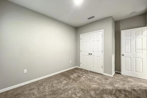 Villa ou maison à vendre à Wesley Chapel, Floride: 5 chambres, 229.47 m2 № 2149437 - photo 11