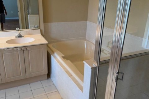 Casa en alquiler en Coral Springs, Florida, 4 dormitorios, 190.26 m2 № 2046497 - foto 15