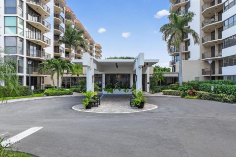 Condo in Boca Raton, Florida, 2 bedrooms № 2262117 - photo 6