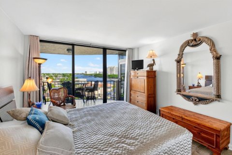 Condo in Boca Raton, Florida, 2 bedrooms № 2262117 - photo 22