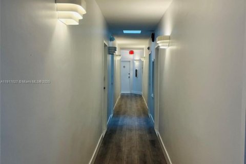 Appartement à louer à Miami Beach, Floride: 1 chambre, 23.23 m2 № 1972228 - photo 6