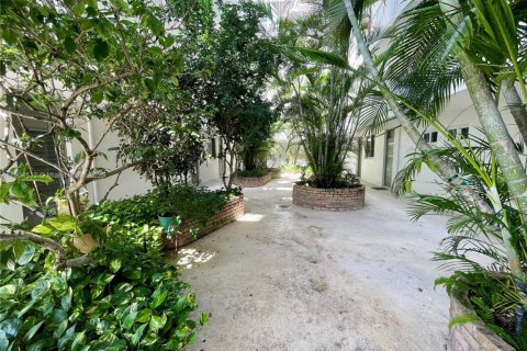 Condominio en alquiler en Miami Beach, Florida, 1 dormitorio, 67.54 m2 № 1955461 - foto 12