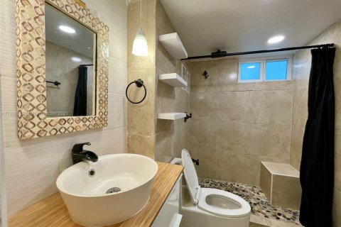 Condominio en alquiler en Miami Beach, Florida, 1 dormitorio, 67.54 m2 № 1955461 - foto 6