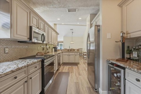 Villa ou maison à vendre à Davie, Floride: 3 chambres, 148.18 m2 № 2029352 - photo 7