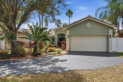 Villa ou maison à vendre à Davie, Floride: 3 chambres, 148.18 m2 № 2029352 - photo 3