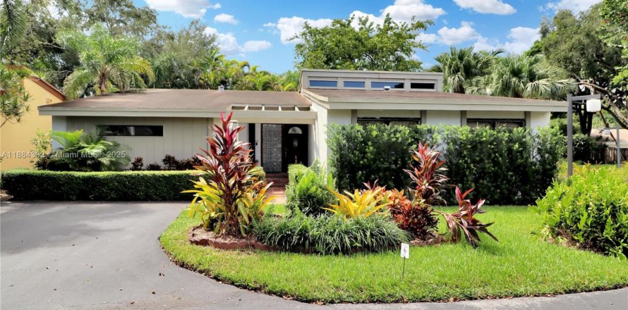 Villa ou maison à Miami, Floride 3 chambres, 199 m2 № 1931201