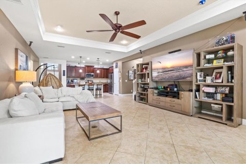 Casa en venta en Bradenton, Florida, 5 dormitorios, 278.61 m2 № 1843140 - foto 17