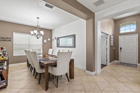 Villa ou maison à vendre à Bradenton, Floride: 5 chambres, 278.61 m2 № 1843140 - photo 6