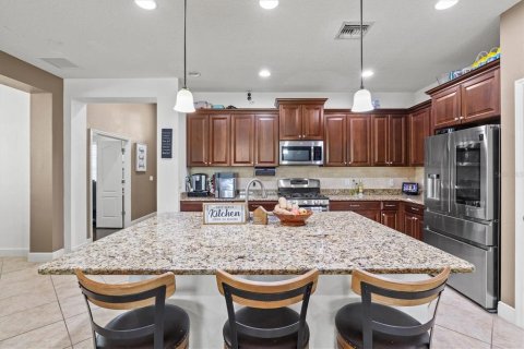 Casa en venta en Bradenton, Florida, 5 dormitorios, 278.61 m2 № 1843140 - foto 10