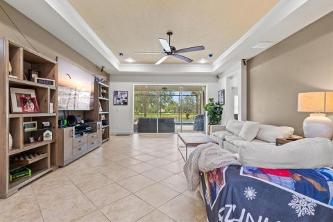 Casa en venta en Bradenton, Florida, 5 dormitorios, 278.61 m2 № 1843140 - foto 14