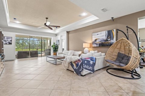 Casa en venta en Bradenton, Florida, 5 dormitorios, 278.61 m2 № 1843140 - foto 13