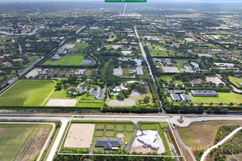 Commercial property in Wellington, Florida 56.86 sq.m. № 1163131 - photo 1