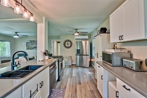Casa en venta en Interlachen, Florida, 3 dormitorios, 111.02 m2 № 1900973 - foto 9