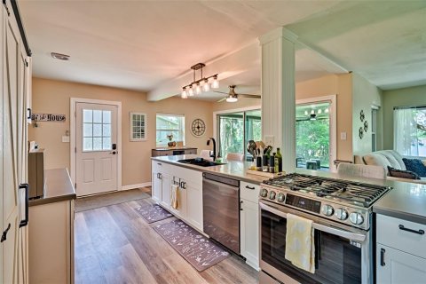 Casa en venta en Interlachen, Florida, 3 dormitorios, 111.02 m2 № 1900973 - foto 11