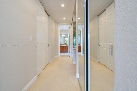 Touwnhouse à louer à Fort Lauderdale, Floride: 4 chambres, 318.28 m2 № 1958041 - photo 12