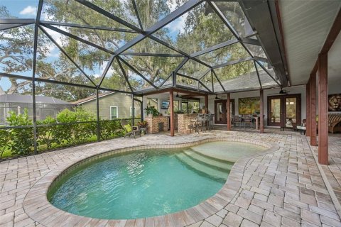 House in Sarasota, Florida 2 bedrooms, 190.54 sq.m. № 2347633 - photo 4