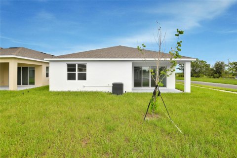 House in Winter Haven, Florida 4 bedrooms, 192.96 sq.m. № 1884784 - photo 20