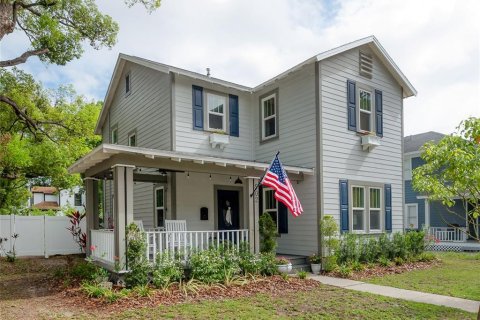 Villa ou maison à Tampa, Floride 3 chambres, 143.44 m2 № 2110318