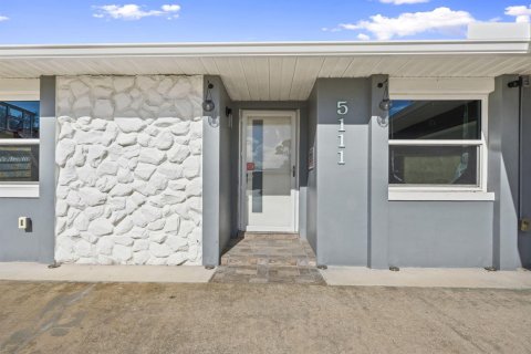 Casa en venta en St. Lucie, Florida, 3 dormitorios, 134.71 m2 № 2361858 - foto 2