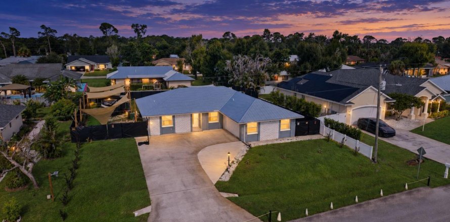 Casa en St. Lucie, Florida 3 dormitorios, 134.71 m2 № 2361858