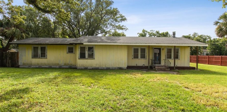House in Ocoee, Florida 3 bedrooms, 155.7 sq.m. № 1810388