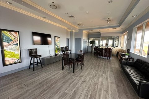 Condo in Miami, Florida, 2 bedrooms  № 1461216 - photo 26