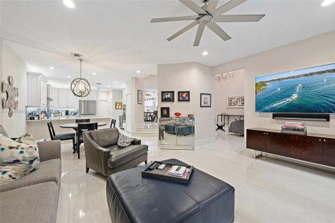 Casa en venta en Juno Beach, Florida, 3 dormitorios, 232.44 m2 № 2019541 - foto 7
