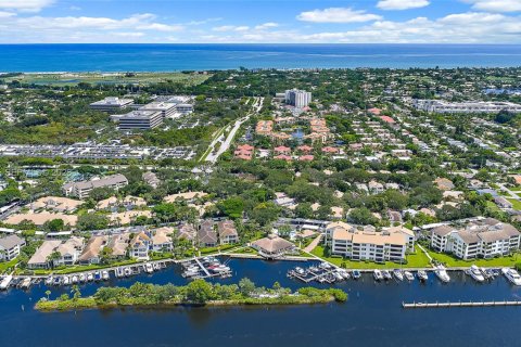 Casa en venta en Juno Beach, Florida, 3 dormitorios, 232.44 m2 № 2019541 - foto 2