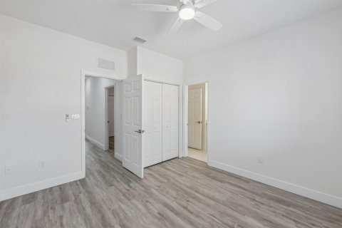 Townhouse in Margate, Florida 3 bedrooms, 125.98 sq.m. № 2086546 - photo 24