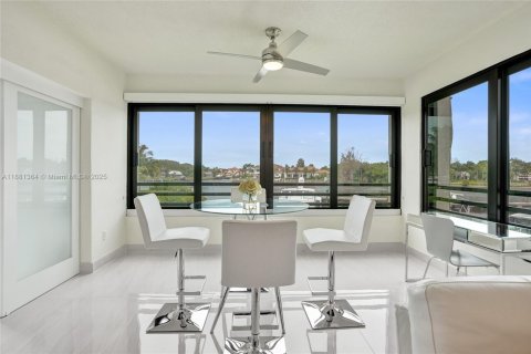 Copropriété à louer à Juno Beach, Floride: 2 chambres, 120.87 m2 № 1925056 - photo 2