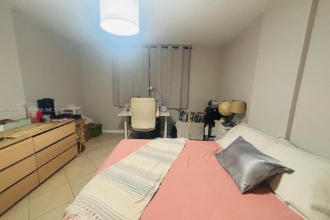 Condominio en venta en Oakland Park, Florida, 2 dormitorios, 90.58 m2 № 2029753 - foto 7