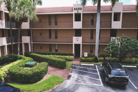 Condo in Margate, Florida, 2 bedrooms  № 2362028