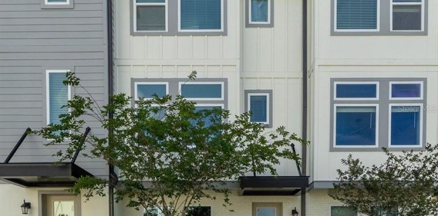 Townhouse in Orlando, Florida 3 bedrooms, 185.62 sq.m. № 2199821