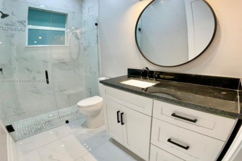 House in Port St. Lucie, Florida 4 bedrooms, 213.68 sq.m. № 1978908 - photo 29