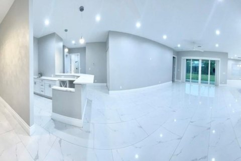 House in Port St. Lucie, Florida 4 bedrooms, 213.68 sq.m. № 1978908 - photo 7