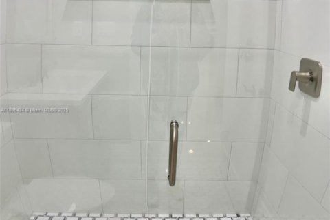 House in Port St. Lucie, Florida 4 bedrooms, 213.68 sq.m. № 1978908 - photo 26