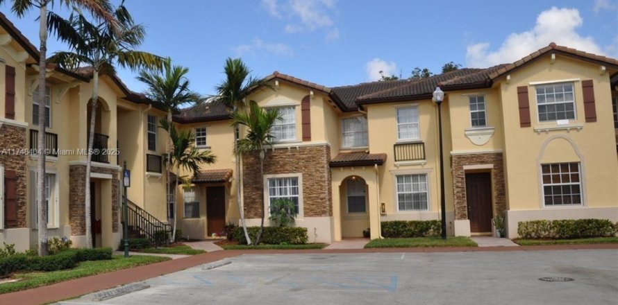 Condominio en Homestead, Florida, 3 dormitorios  № 1859631