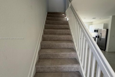 Touwnhouse à louer à Miami, Floride: 3 chambres, 127.55 m2 № 2288237 - photo 9