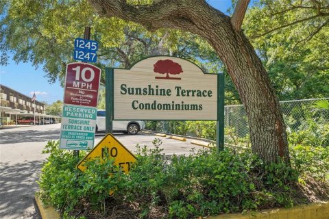 Condominio en venta en Clearwater, Florida, 2 dormitorios, 104.05 m2 № 2200070 - foto 2