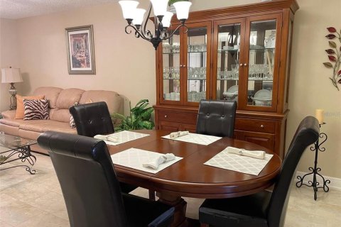 Condominio en venta en Clearwater, Florida, 2 dormitorios, 104.05 m2 № 2200070 - foto 17