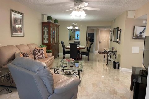 Condominio en venta en Clearwater, Florida, 2 dormitorios, 104.05 m2 № 2200070 - foto 16