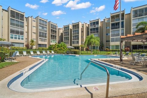 Condominio en venta en Clearwater, Florida, 2 dormitorios, 104.05 m2 № 2200070 - foto 5