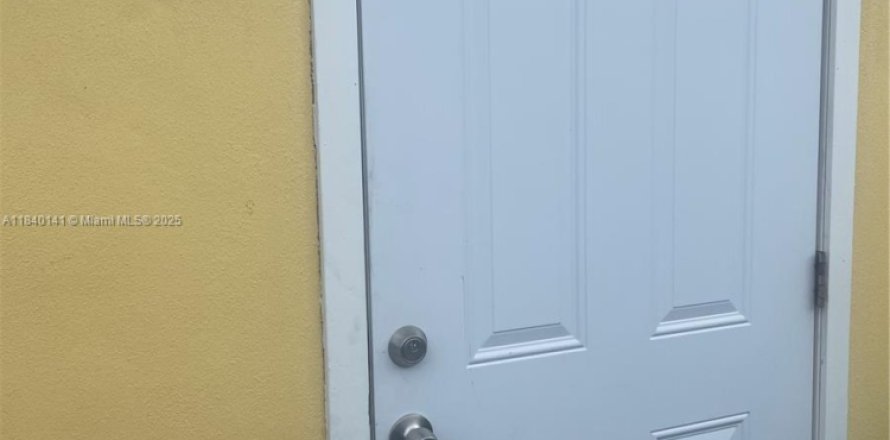 Appartement à Hollywood, Floride 2 chambres, 126.53 m2 № 1828842