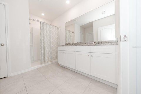 Casa en venta en Haines City, Florida, 4 dormitorios, 173.45 m2 № 2223821 - foto 5