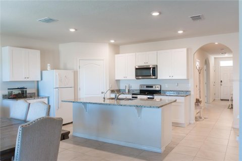 Casa en venta en Haines City, Florida, 4 dormitorios, 173.45 m2 № 2223821 - foto 18