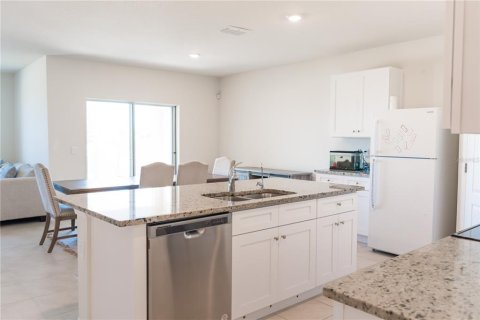 Casa en venta en Haines City, Florida, 4 dormitorios, 173.45 m2 № 2223821 - foto 24