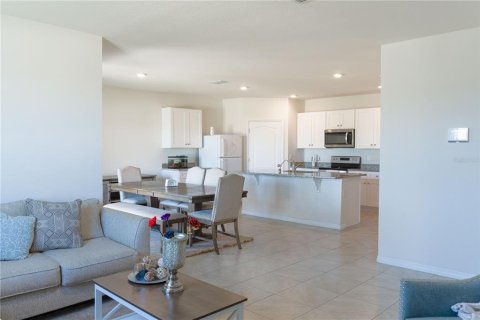 Casa en venta en Haines City, Florida, 4 dormitorios, 173.45 m2 № 2223821 - foto 26
